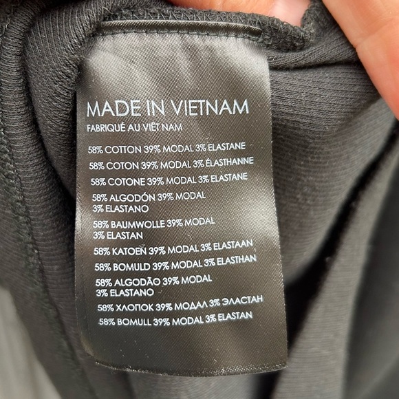 Club Monaco Ribbed Long Sleeved Tee, Large - Picture 8 of 8